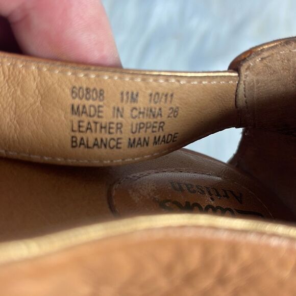 Clarks Artisan Tan Leather Woven Gold Back Zip Wedge Sandals Sz 11 - Picture 5 of 6